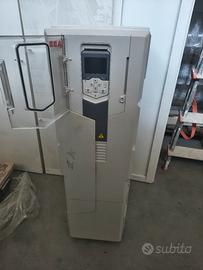 Inverter di frequenza ABB industriale ACS580