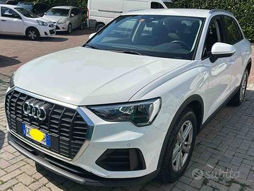 Audi Q3 35 TDI S tronic Business Advanced