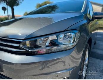 Volkswagen Touran 1.5 TSI