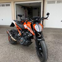 Ktm duke 125