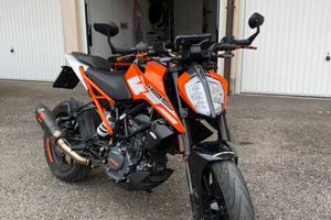 Ktm duke 125