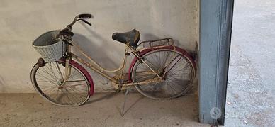 Bicicletta da passeggio.