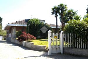 VILLA SINGOLA A UBOLDO