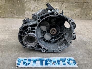 Cambio VW Touran anno 2007 1968CC TD BMM