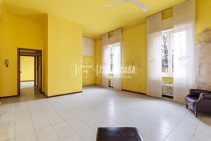 AMPIO BILOCALE TRASFORMABILE IN TRILOCALE!