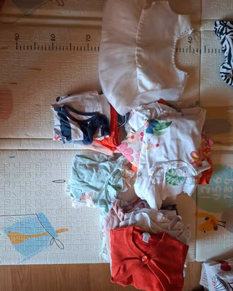 Lotto vestiti bambina 2 anni