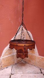 Lampadario in legno stile rustico 