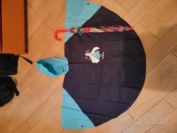 Set pioggia Disney Frozen (mantellina + ombrello)