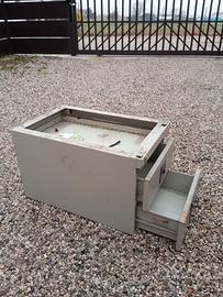 Cassettiera in metallo per ufficio