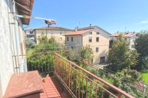 Appartamento in Bifamiliare al Primo Piano, B/103