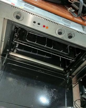 Forno a incasso professionale
