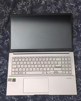 ASUS VivoBook – Ryzen 7 + RTX 3050 + 16GB RAM