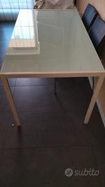 tavolo cucina in vetro con sedia