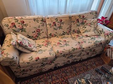 divano stile inglese