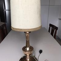 Lampada da tavolo