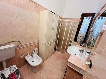 Abitazione p.terra e primo p. pochi Km dal mare