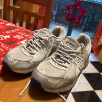 Scarpe Asics Gel praticamente nuove