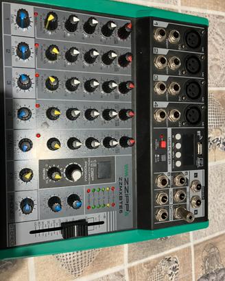 Mixer e 2 microfoni