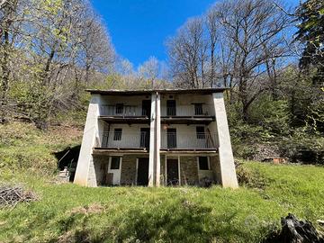 Casa indipendente libera su 4 lati in zona tranqui