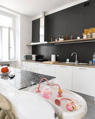 Appartamento di 120 m² con più di 5 locali a Luino