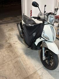 Beverly 350 sport touring