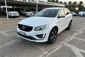 VOLVO XC60 D4 AWD R-design Momentum