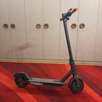 🛴 Monopattino Elettrico Xiaomi – Custom