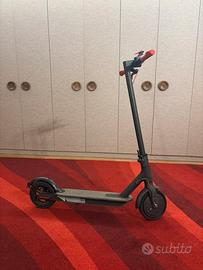 🛴 Monopattino Elettrico Xiaomi – Custom
