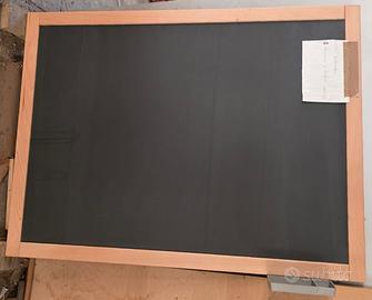 Lavagna da parete cm.120x90 per prendere appunti