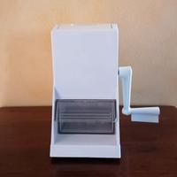 Grattugia manuale per formaggio o pane "Valentini"