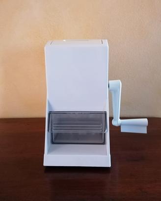 Grattugia manuale per formaggio o pane "Valentini"