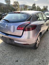 RENAULT MEGANE BERLINA 2009 - 376.25 RICAMBI USATI
