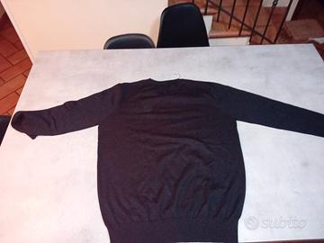 maglioncino semplice colore nero