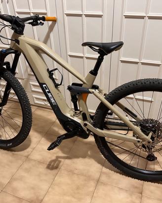 Cube stereo 140 taglia M 29”