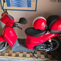 Scarabeo Aprilia 50 Rosso