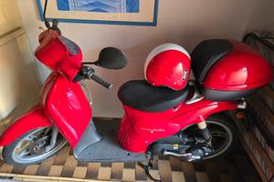 Scarabeo Aprilia 50 Rosso