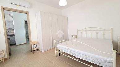 2 LOCALI A BARI