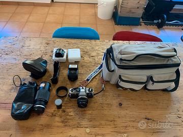 Macchina fotografica Olympus OM10