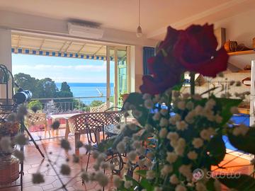 Clementine - Tropea vista mare in centro