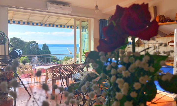 Clementine - Tropea vista mare in centro