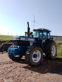 Trattore Ford 8730