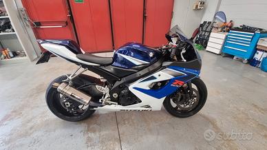Suzuki GSX R 1000 Yoshimura k6