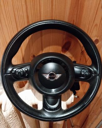 volante  per MINI volendo disponibili anche cerchi