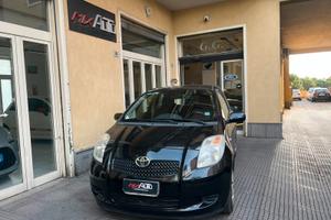 Toyota Yaris 1.0 3 porte Sol