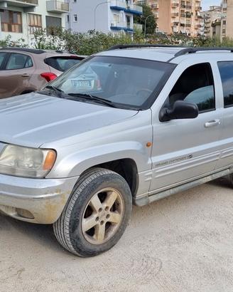 Jeep Grand Cherokee 2.7 CRD Limited GUASTA