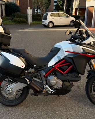Ducati multistrada 950S line