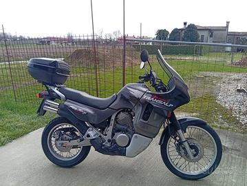 Honda transalp 600