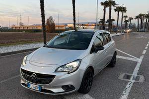 Opel corsa 2016 BLACK EDITION