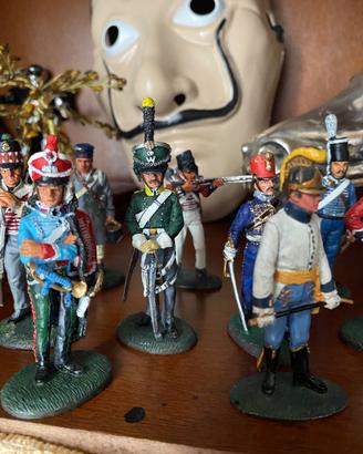 Lotto di 12 soldatini in piombo Del Pardo.