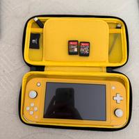 Nitendo Switch lite con due gioco